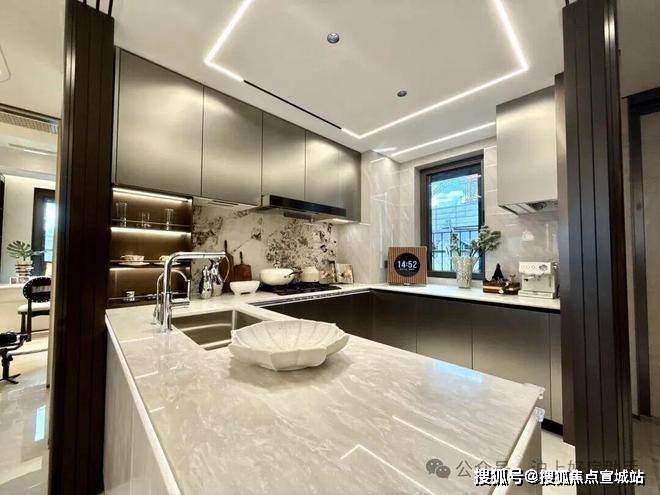 ARK77售楼处保利外滩启发布：引领品质